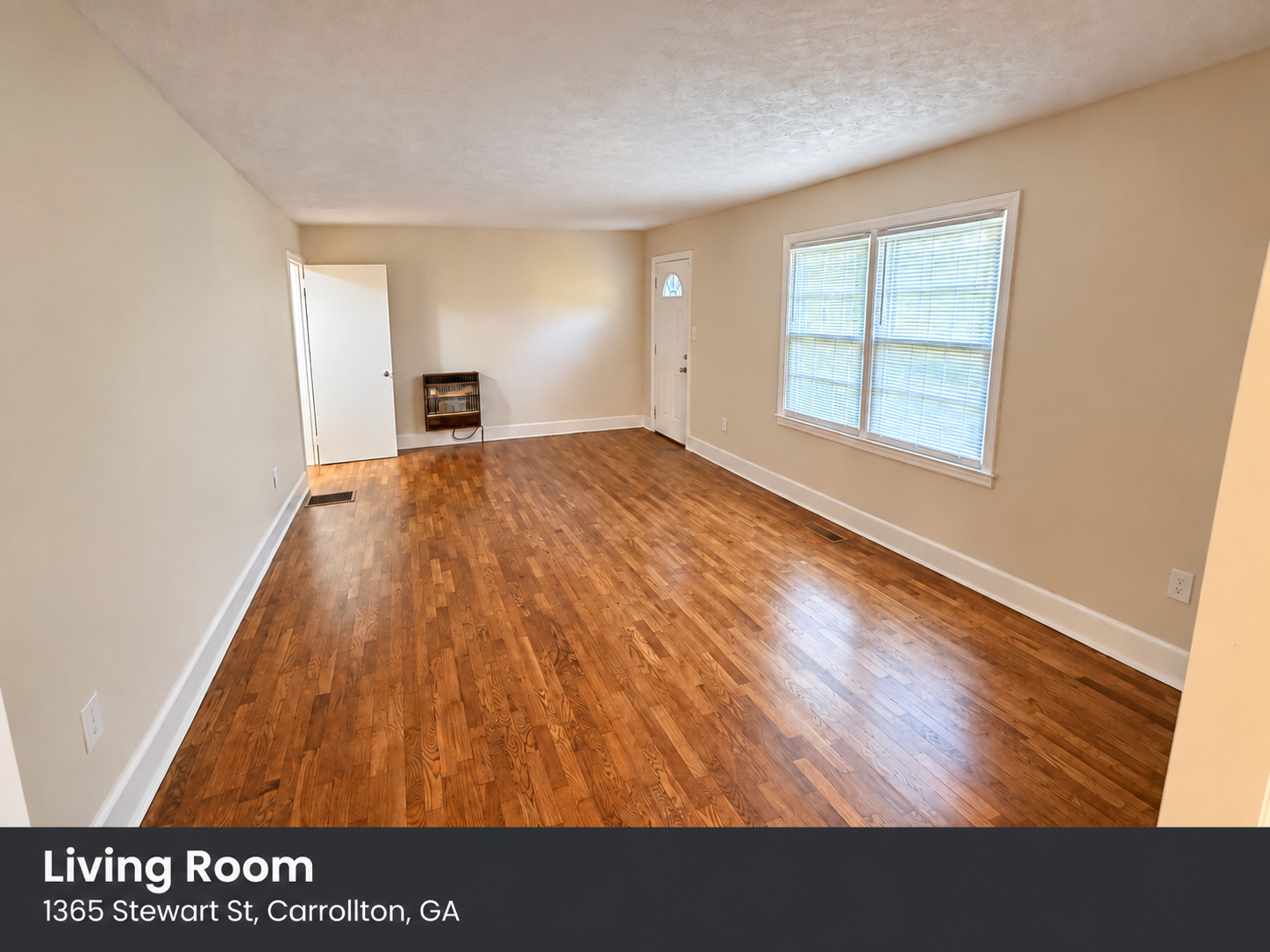 Living room — 1365 Stewart St
